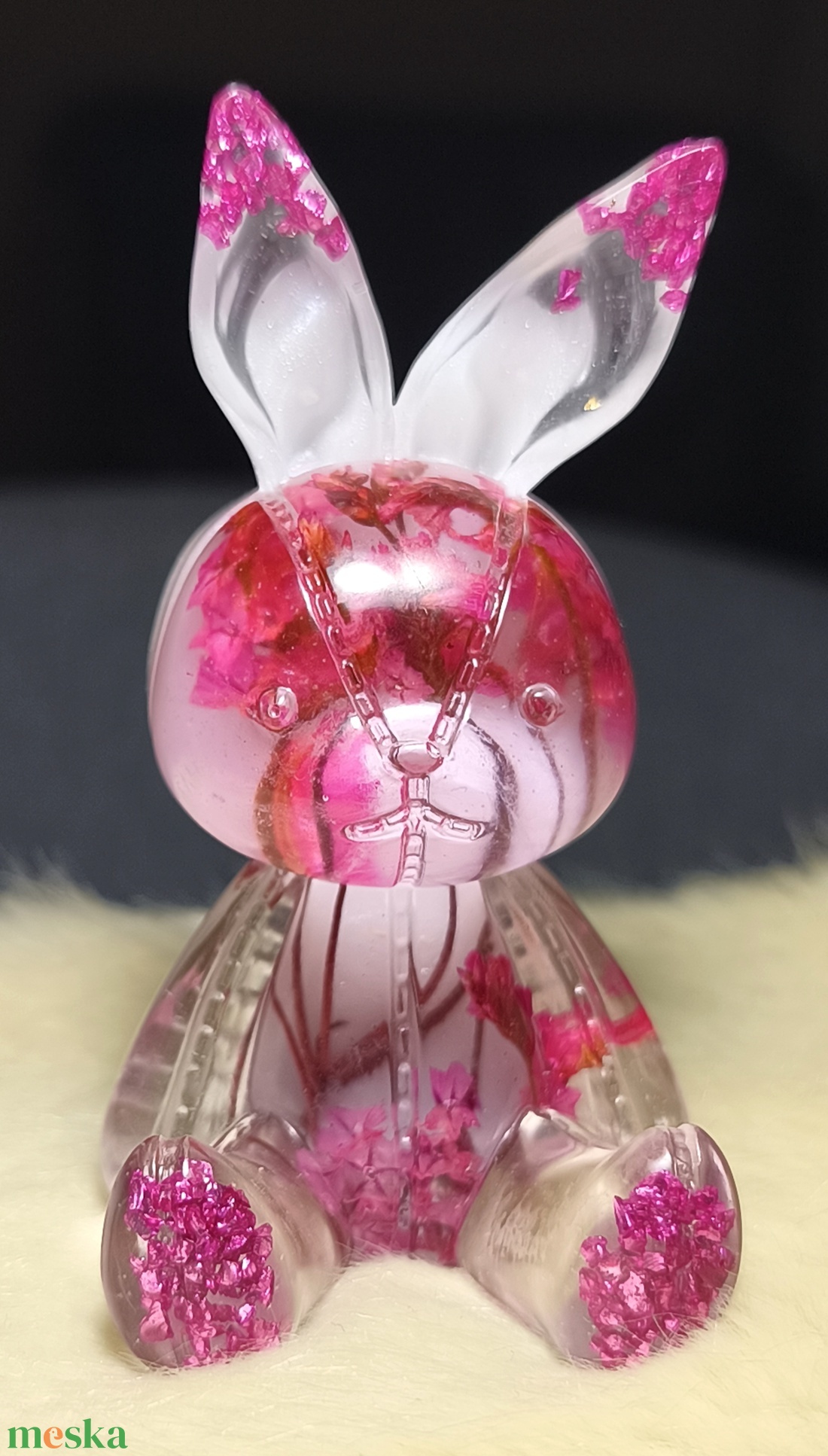 Epoxy nyuszi, rózsaszín-fehér - otthon & életmód - dekoráció - asztal és polc dekoráció - asztaldísz - Meska.hu Epoxy nyuszi, rózsaszín-fehér - otthon & életmód - dekoráció - asztal és polc dekoráció - asztaldísz - Meska.hu