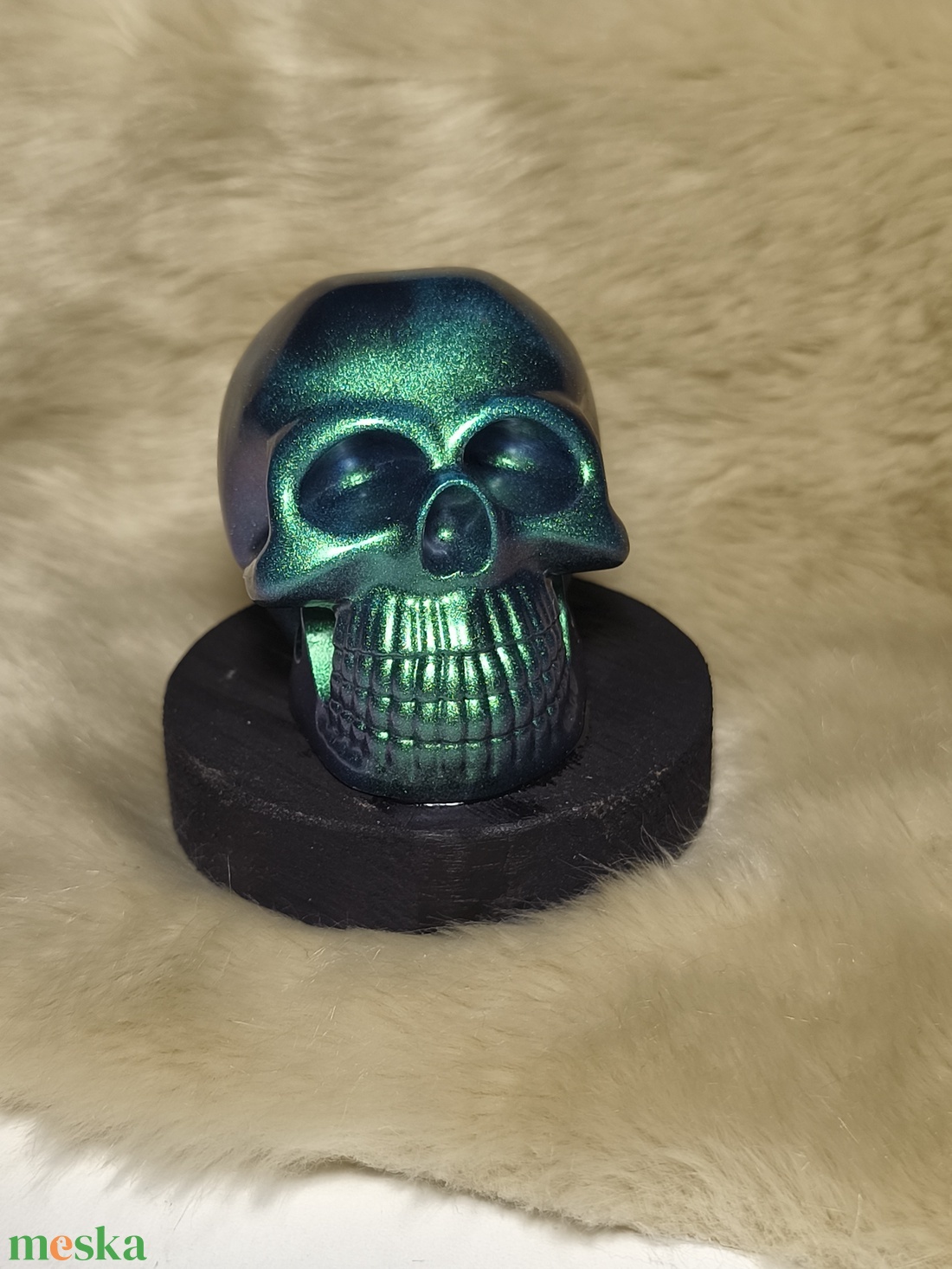 Epoxi koponya asztaldísz, metálosQ - otthon & életmód - dekoráció - dísztárgy - Meska.hu