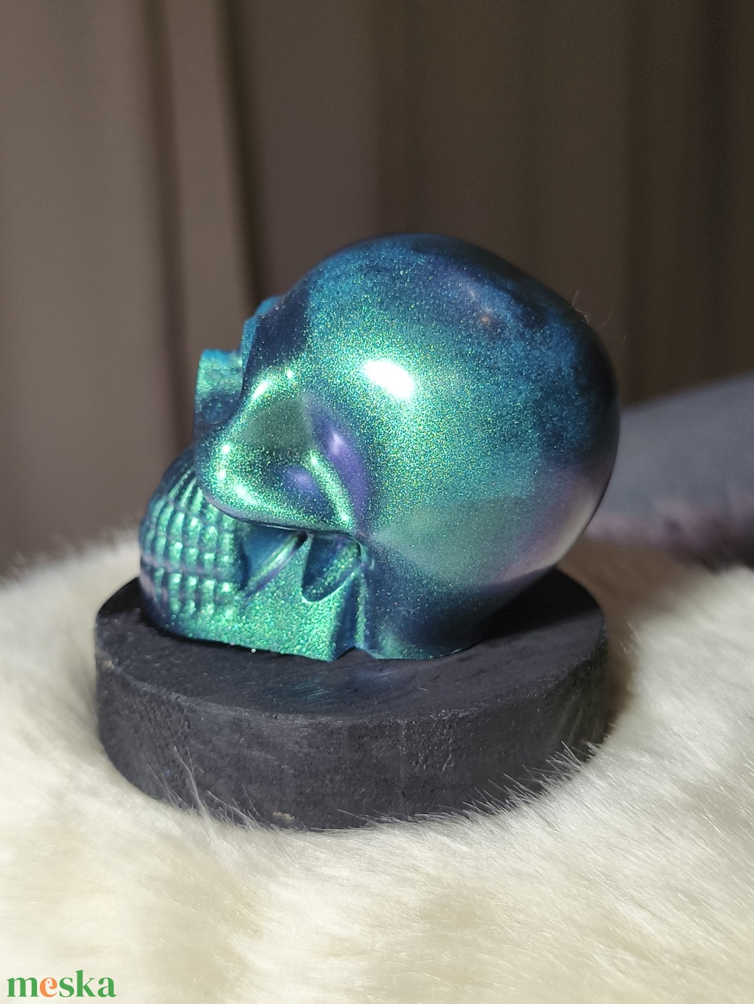 Epoxi koponya asztaldísz, metálosQ - otthon & életmód - dekoráció - dísztárgy - Meska.hu