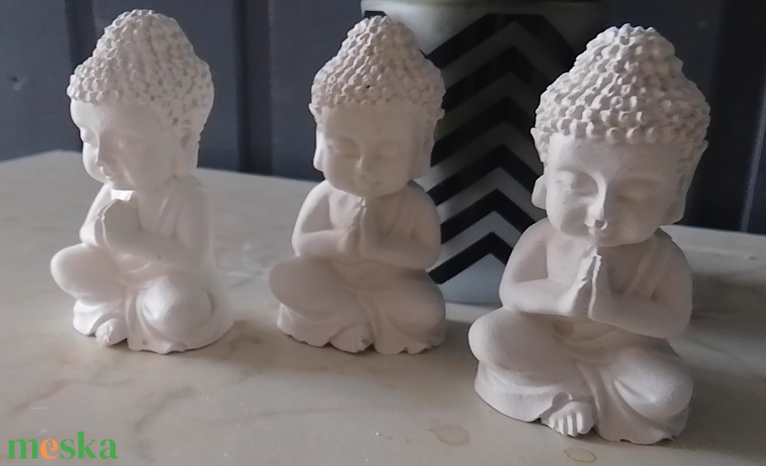 Buddha Szobor Kézzel Készített Gipsz Dekoráció  - otthon & életmód - dekoráció - asztal és polc dekoráció - könyvszobor - Meska.hu