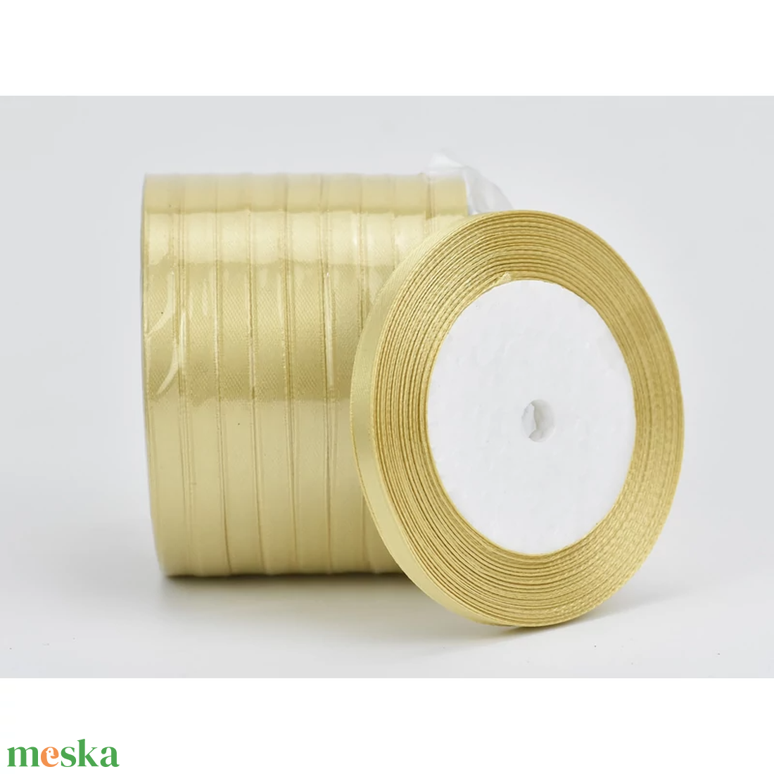 Arany szatén szalag 6mm 10 tekercs (ALAPANYAGOK) Szatén szalag 6mm 10db tekercs - diy (csináld magad) - egységcsomag - Meska.hu Arany szatén szalag 6mm 10 tekercs (ALAPANYAGOK) Szatén szalag 6mm 10db tekercs - diy (csináld magad) - egységcsomag - Meska.hu