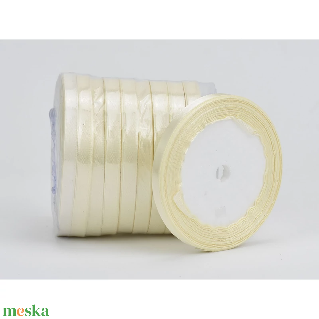 MEGAPACK Krém szatén szalag 6mm 10 tekercs (ALAPANYAGOK) - diy (csináld magad) - egységcsomag - Meska.hu MEGAPACK Krém szatén szalag 6mm 10 tekercs (ALAPANYAGOK) - diy (csináld magad) - egységcsomag - Meska.hu