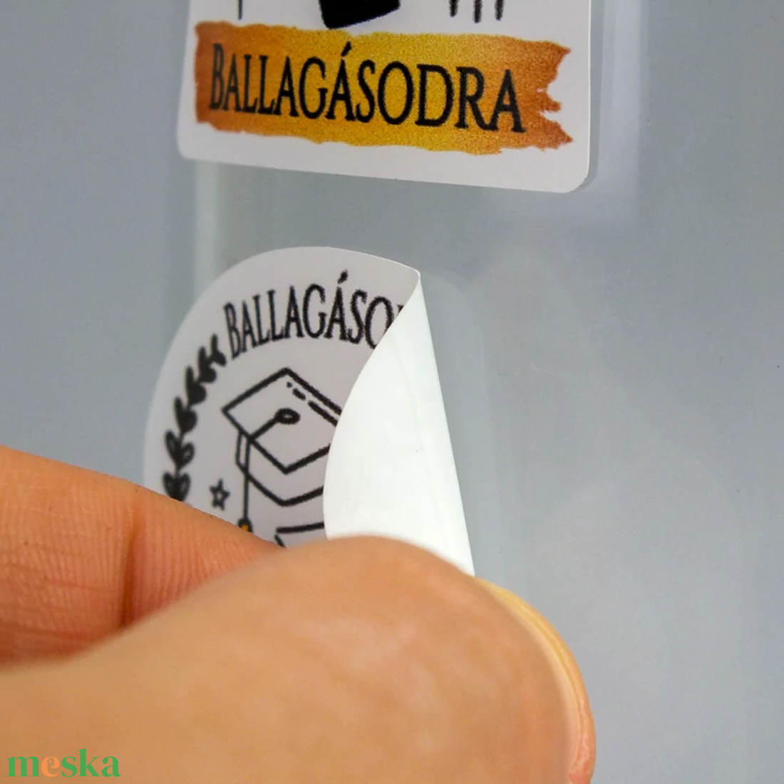Matrica - ballagási fekete-arany vegyes 18db/lap - kellékek & szerszámok - dekorációs kellékek - matricaív - Meska.hu Matrica - ballagási fekete-arany vegyes 18db/lap - kellékek & szerszámok - dekorációs kellékek - matricaív - Meska.hu