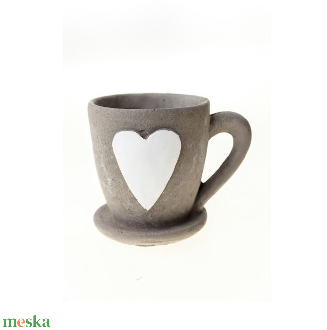 Kaspó kő 13x9,5x10,5cm bögre forma fehér szív mintás - otthon & életmód - dekoráció - virágdísz és tartó - cserép & kaspó - Meska.hu Kaspó kő 13x9,5x10,5cm bögre forma fehér szív mintás - otthon & életmód - dekoráció - virágdísz és tartó - cserép & kaspó - Meska.hu