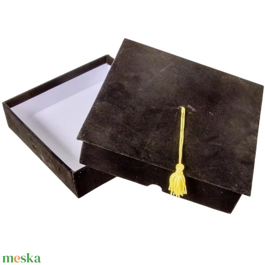 Bársony papírdoboz ajándék doboz ballagási sapka fekete 4,5x18cm (Ballagás) - otthon & életmód - papír, írószer - ajándékozás kellékei - pénzátadó doboz - Meska.hu