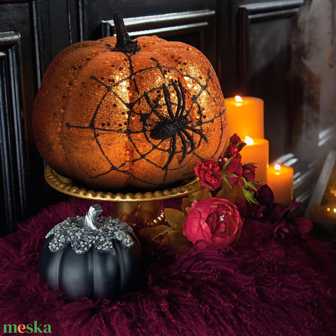 Halloween-i tök dekoráció - narancs vagy fekete glitteres - pókhálóval - 15 cm - otthon & életmód - dekoráció - halloween - halloweeni tök - Meska.hu