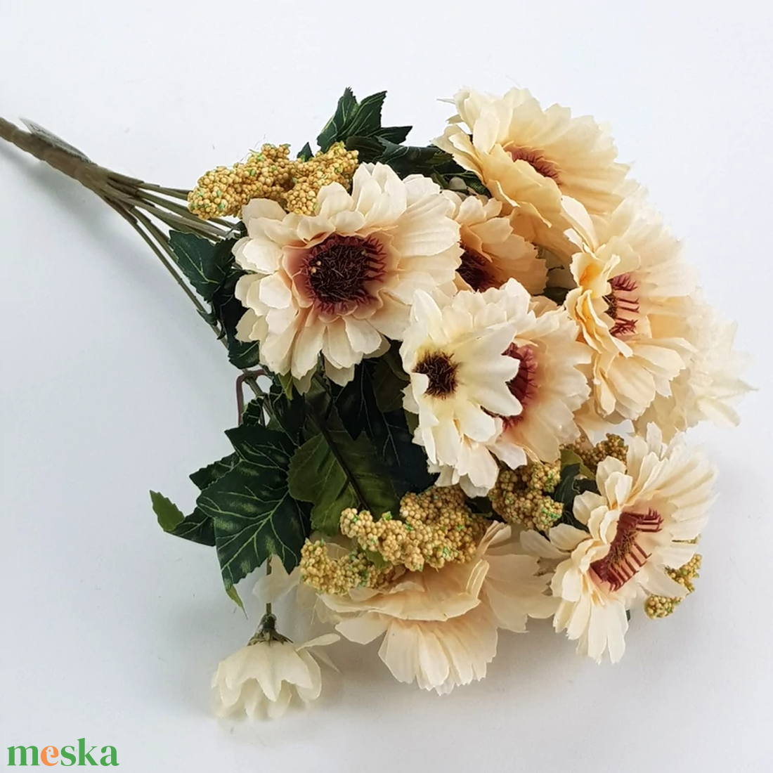 Gerbera csokor krém (Selyemvirágok) - otthon & életmód - dekoráció - virágdísz és tartó - csokor & virágdísz - Meska.hu