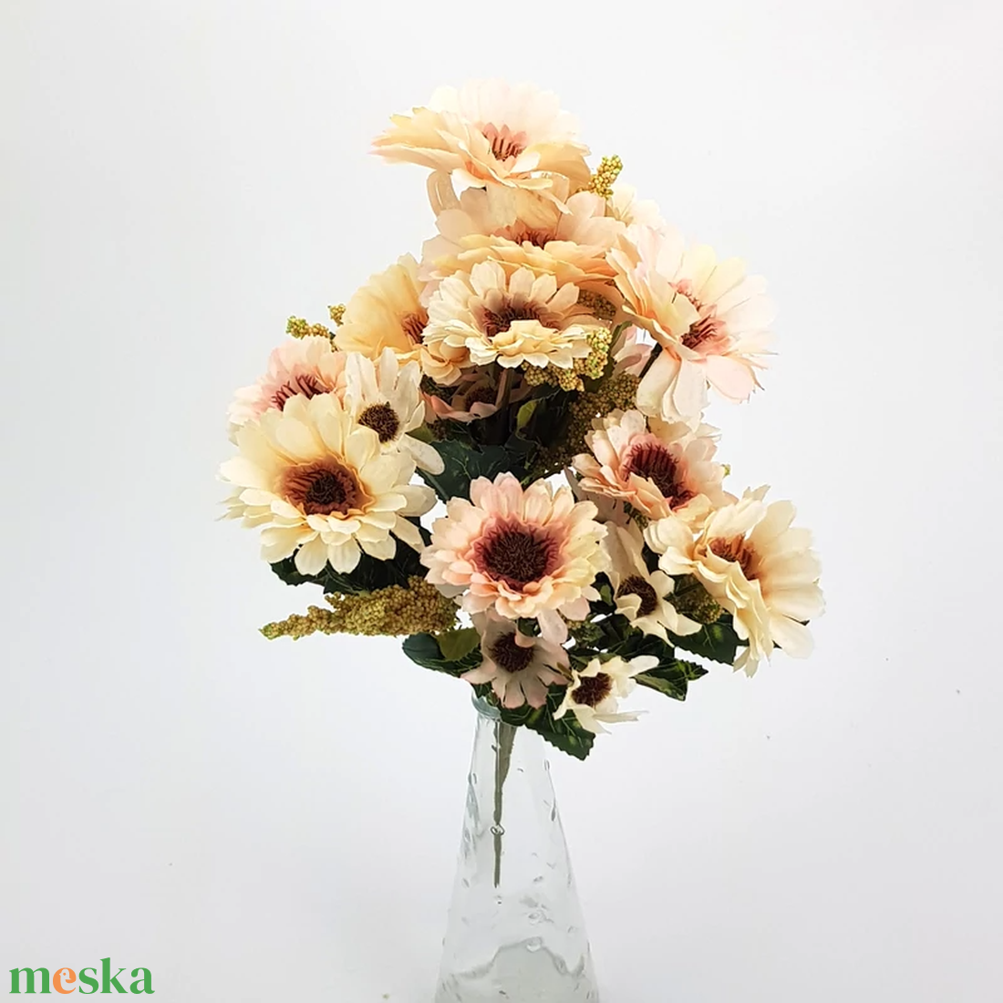 Gerbera csokor krémrózsaszín (Selyemvirágok) - otthon & életmód - dekoráció - virágdísz és tartó - csokor & virágdísz - Meska.hu