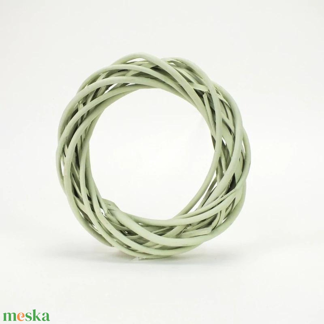 Vessző koszorú pasztell zöld 20cm (Koszorúk és alapok) - kellékek & szerszámok - dekorációs kellékek - koszorú, koszorúalap - Meska.hu