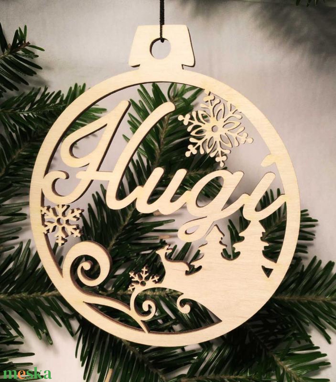 Karácsonyi Díszgömb - Hugi  Karácsonyfa dísz  Karácsonyi ajándék (Egyedi karácsonyi ajándékok) - karácsony - karácsonyi lakásdekoráció - karácsonyfadíszek - Meska.hu