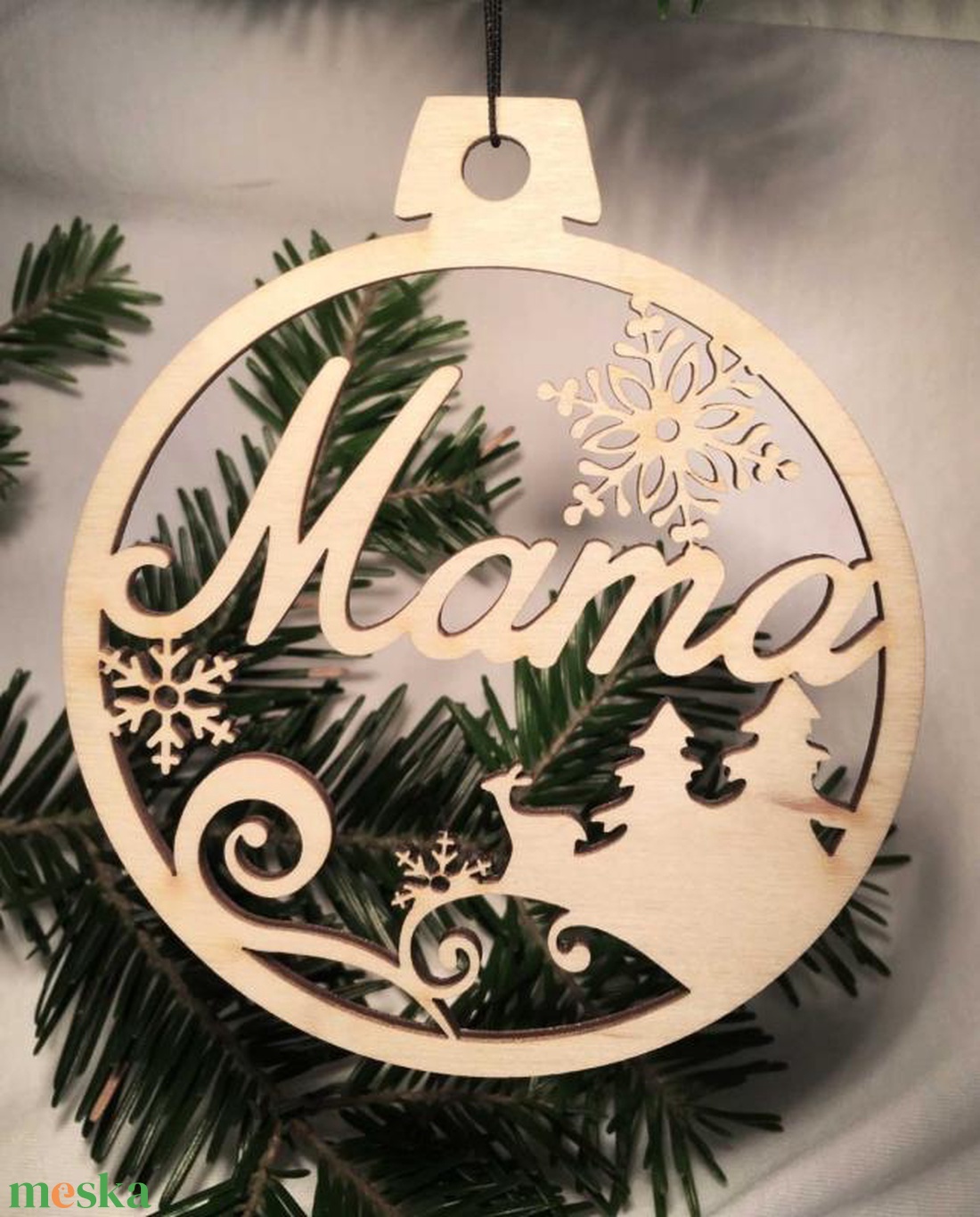 Karácsonyi Díszgömb - Mama  Karácsonyfa dísz - Karácsonyi ajándék ötletek (Egyedi karácsonyi ajándékok) - karácsony - karácsonyi lakásdekoráció - karácsonyfadíszek - Meska.hu