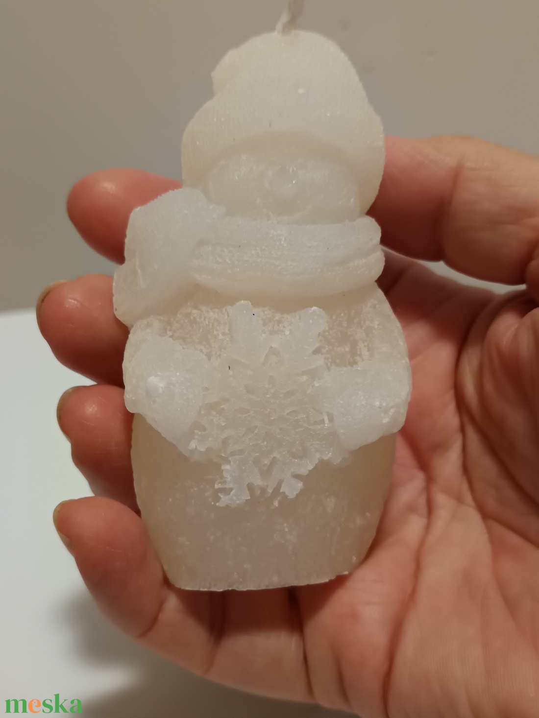 Hóember kézműves gyertya  kedves téli dekor, ünnepi hangulat egy pillanat alatt 1db - kellékek & szerszámok - dekorációs kellékek - dekorációs gyertya - Meska.hu