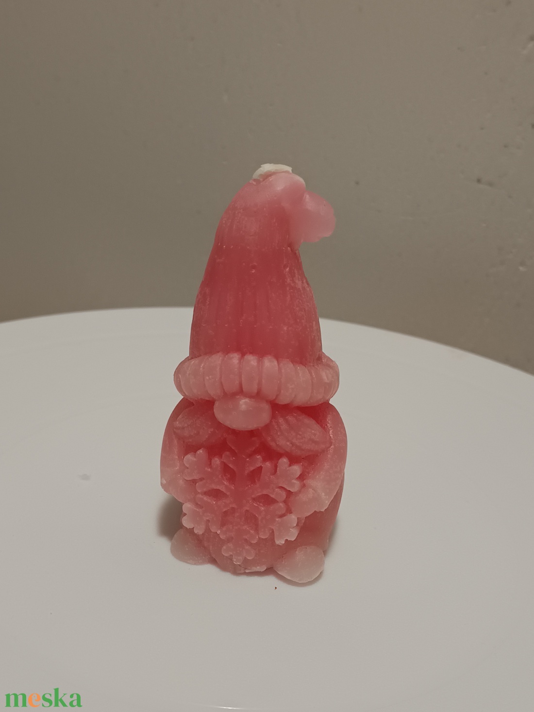 manó hópehellyel 1db skandináv manó kézműves gyertya 1 db  - kellékek & szerszámok - dekorációs kellékek - dekorációs gyertya - Meska.hu