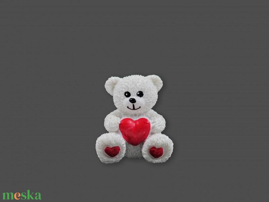 Fehér maci szívvel 5,5cm polirezin Bálint napra Valentin nap - esküvő - dekoráció - asztaldísz - Meska.hu