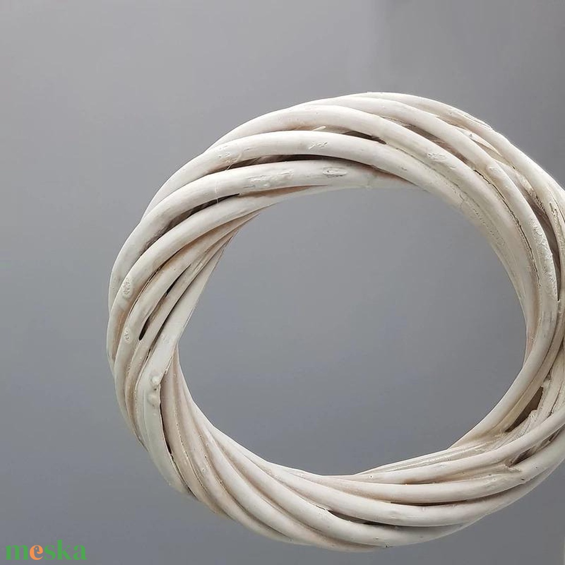Vessző koszorú fehér 10cm (Koszorúk és alapok) - kellékek & szerszámok - dekorációs kellékek - koszorú, koszorúalap - Meska.hu