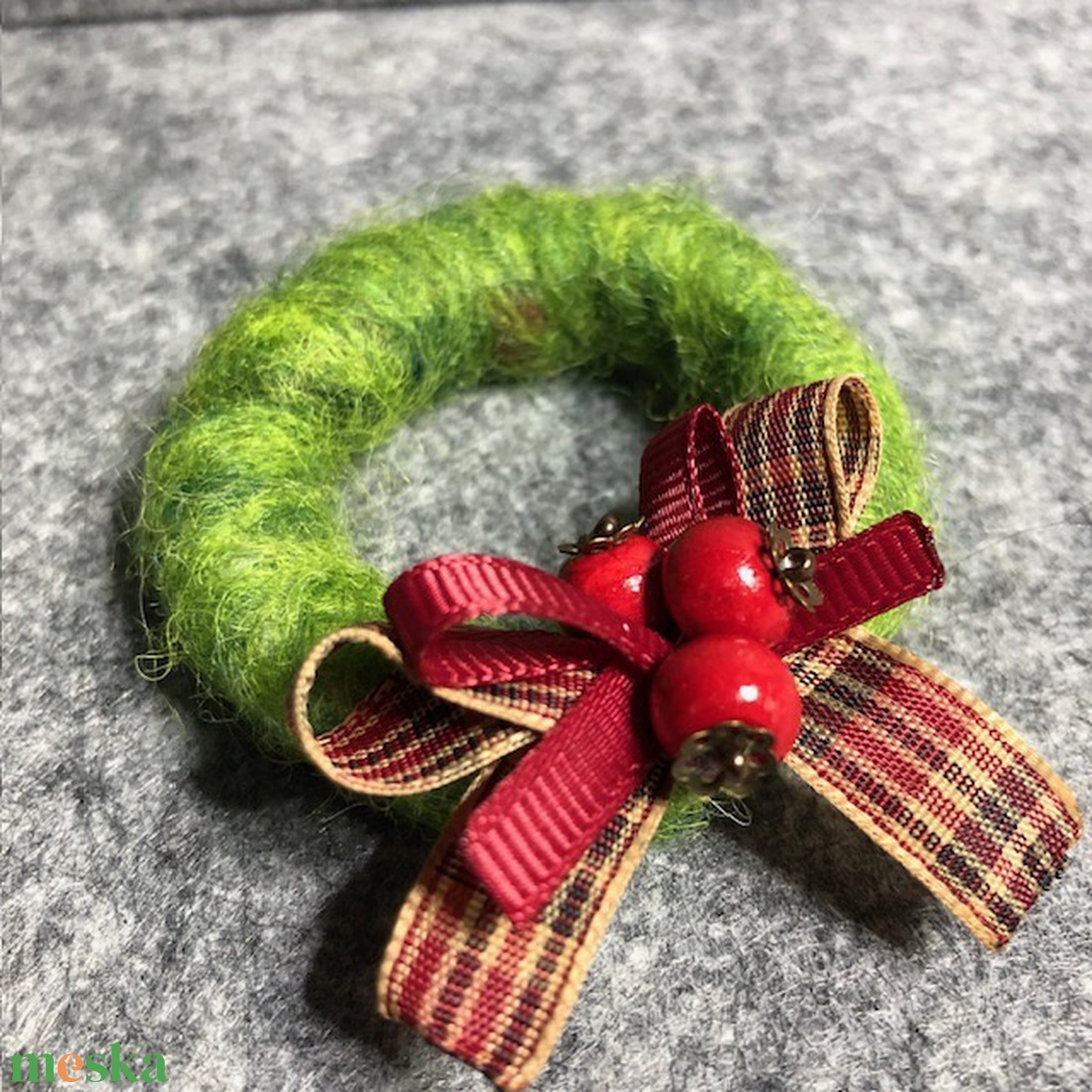 Karácsonyi mini gyapjú koszorú - karácsony - karácsonyi lakásdekoráció - karácsonyfadíszek - Meska.hu Karácsonyi mini gyapjú koszorú - karácsony - karácsonyi lakásdekoráció - karácsonyfadíszek - Meska.hu