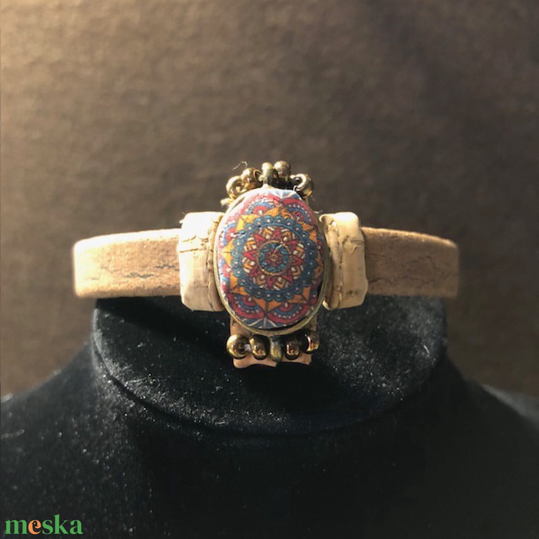 Mandala mintás, vegán, parafa karkötő - ékszer - karkötő - kézfej karkötő - Meska.hu