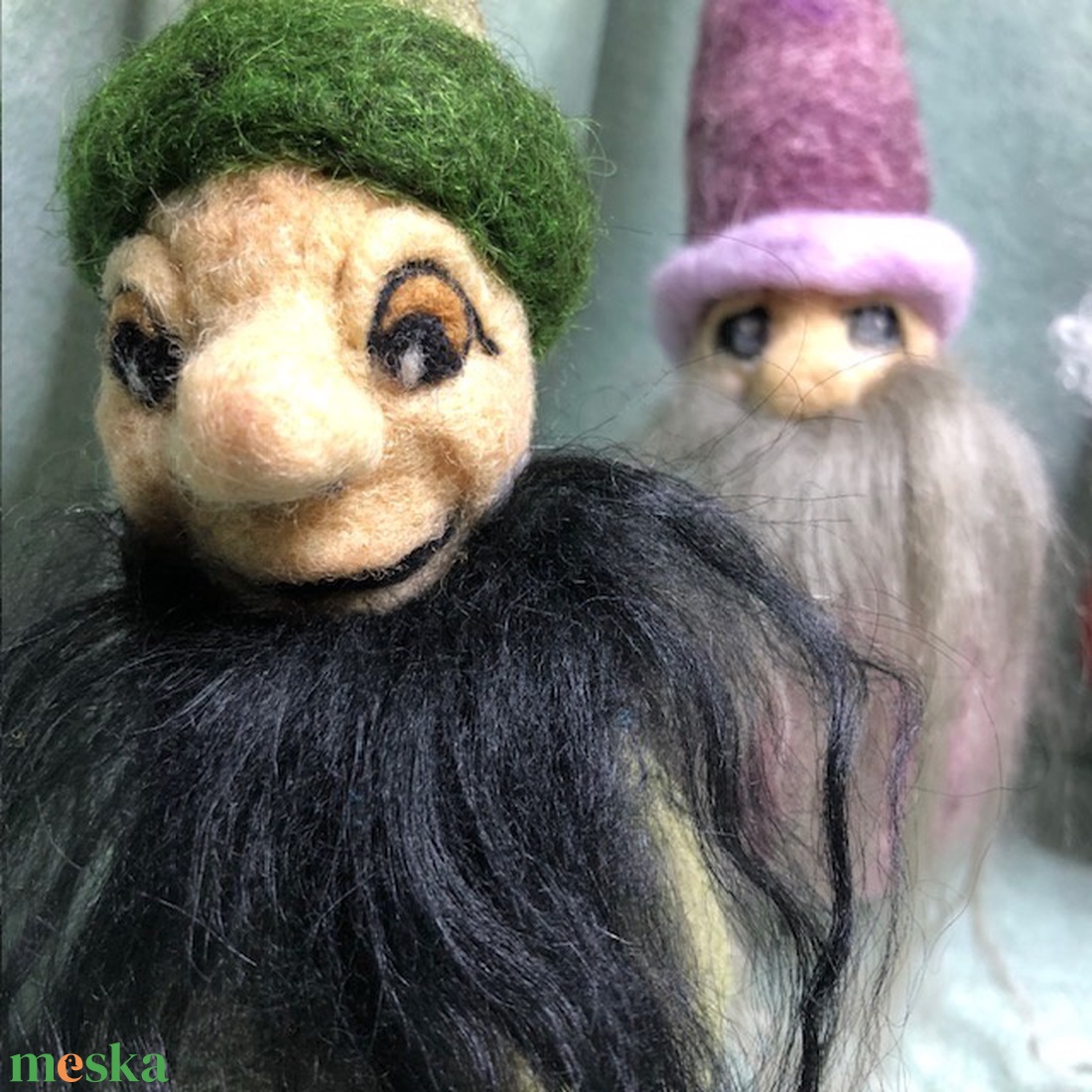 Mikulás és manói-csepp alakú, vicces, gyapjú karácsonyfadísz - karácsony - karácsonyi lakásdekoráció - karácsonyi manók, figurák - Meska.hu