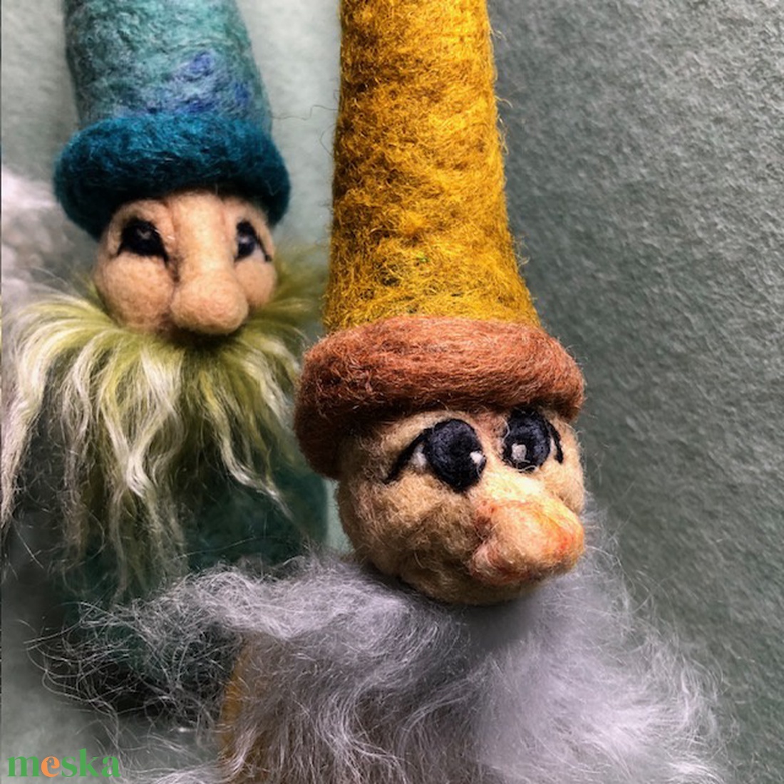 Mikulás és manói-csepp alakú, vicces, gyapjú karácsonyfadísz - karácsony - karácsonyi lakásdekoráció - karácsonyi manók, figurák - Meska.hu