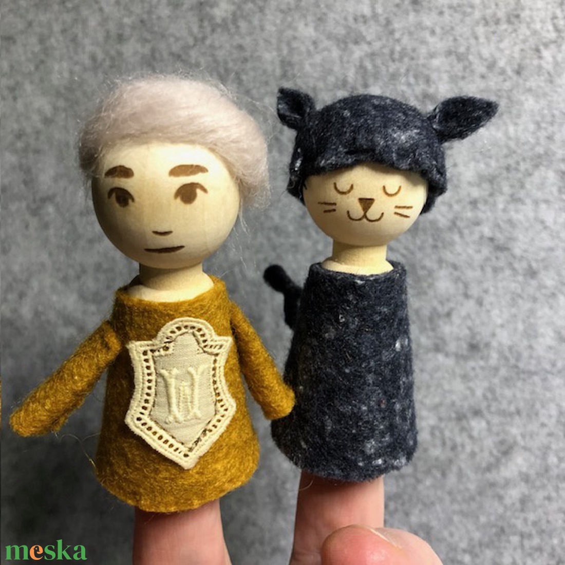 Az egérke farkincája, ujjra húzható fabábuk - játék & sport - bábok - báb készlet - Meska.hu