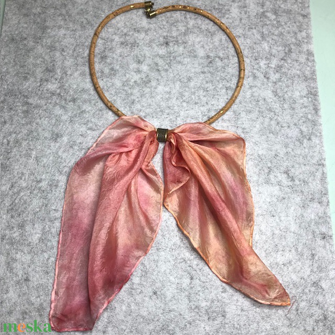 Parafa zsinór nyaklánc-kézzel festett selyemkendővel - ékszer - nyaklánc - nyakpánt, gallér - Meska.hu