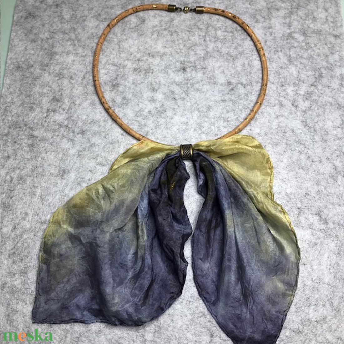 Parafa zsinór nyaklánc-kézzel festett selyemkendővel - ékszer - nyaklánc - nyakpánt, gallér - Meska.hu