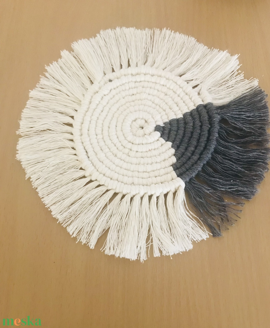 Makramé alátét - otthon & életmód - konyhafelszerelés, tálalás - tálalás - tányér- és poháralátét - Meska.hu