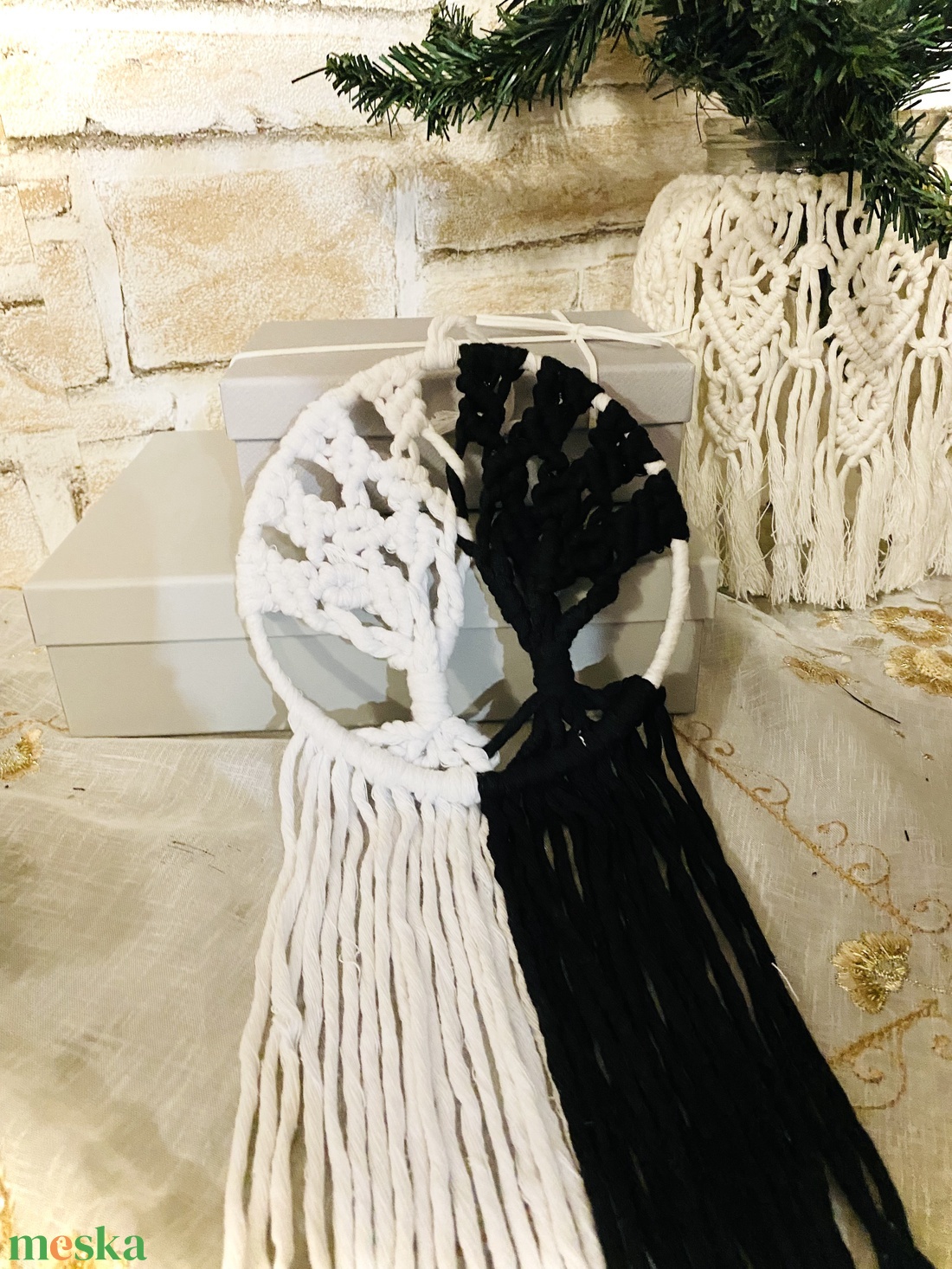 Életfa fekete-fehér - otthon & életmód - dekoráció - fali és függő dekoráció - álomfogó - Meska.hu