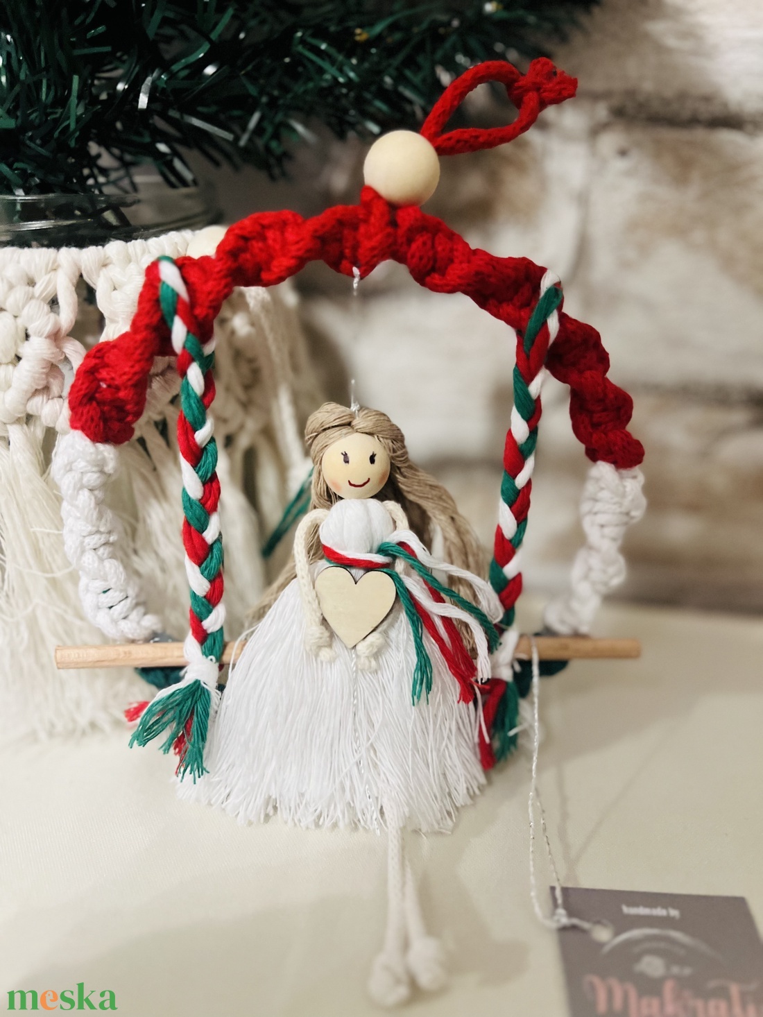 Makramé  magyar baba falidekor/ajtódísz - otthon & életmód - dekoráció - fali és függő dekoráció - falra akasztható dekor - Meska.hu