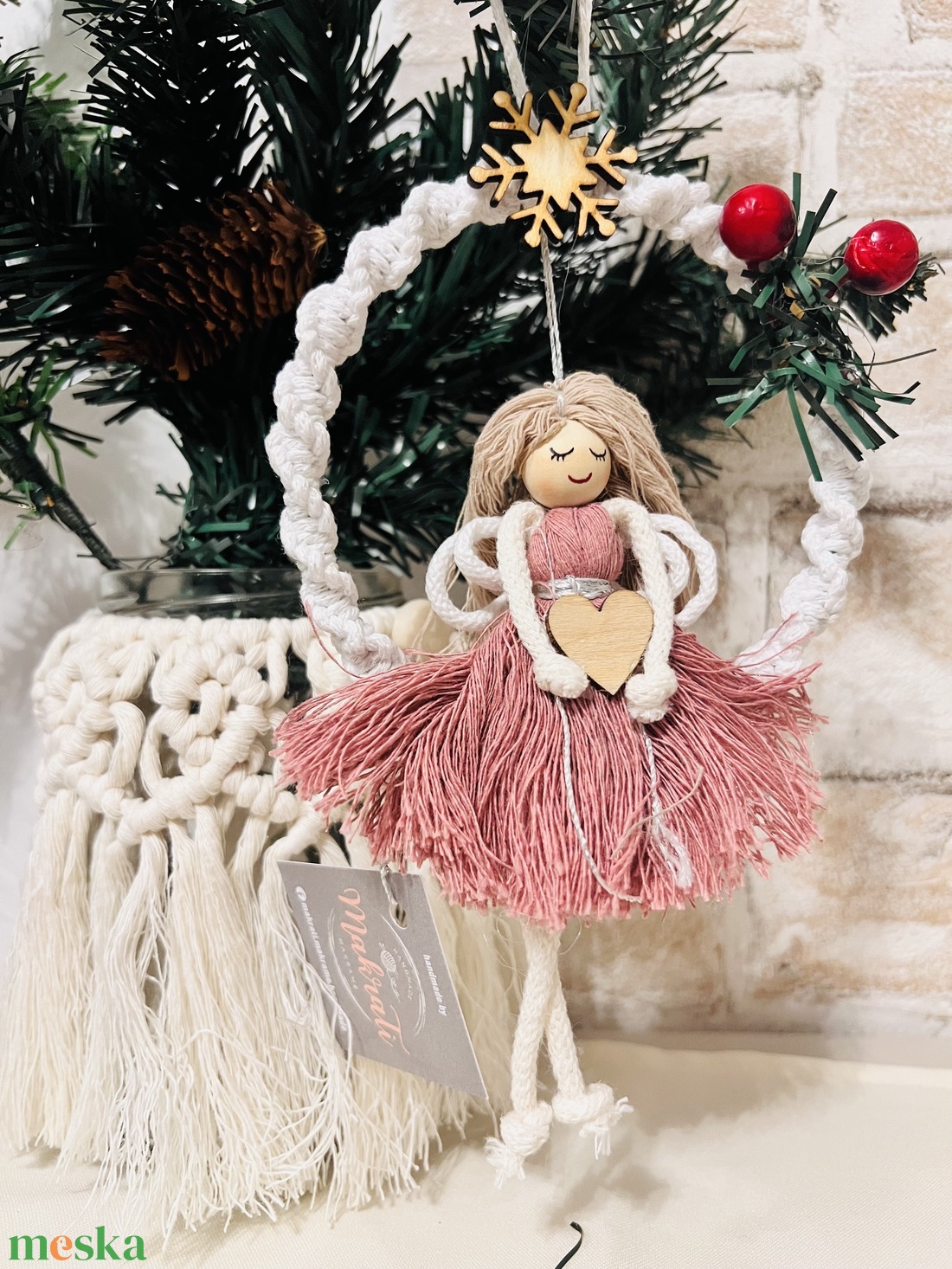 Makramé Hintázó Angyalka  - otthon & életmód - dekoráció - fali és függő dekoráció - függődísz - Meska.hu