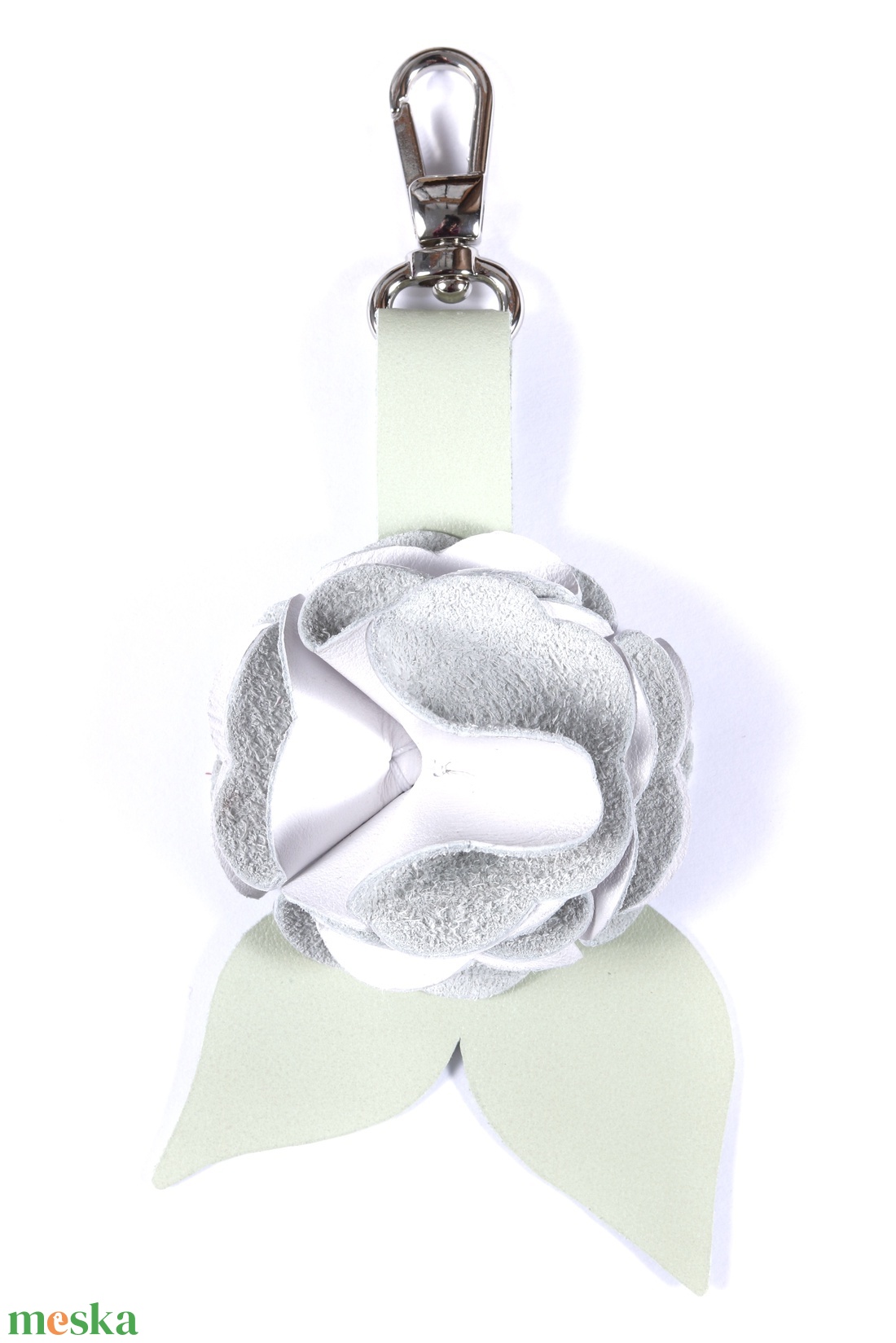 Rózsa kulcstartó bőrből (fehér+világos pasztell zöld) - táska & tok - kulcstartó & táskadísz - kulcstartó - Meska.hu