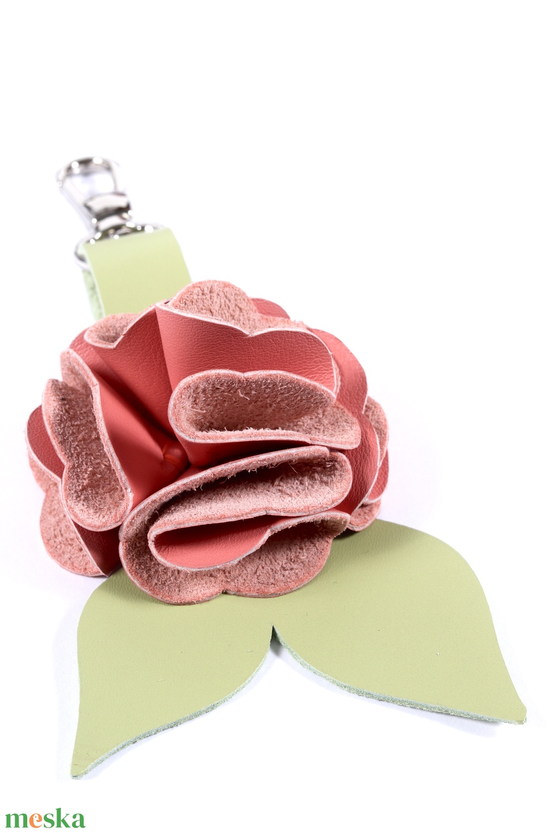 Rózsa kulcstartó bőrből (világos barack+fűzöld) - táska & tok - kulcstartó & táskadísz - kulcstartó - Meska.hu