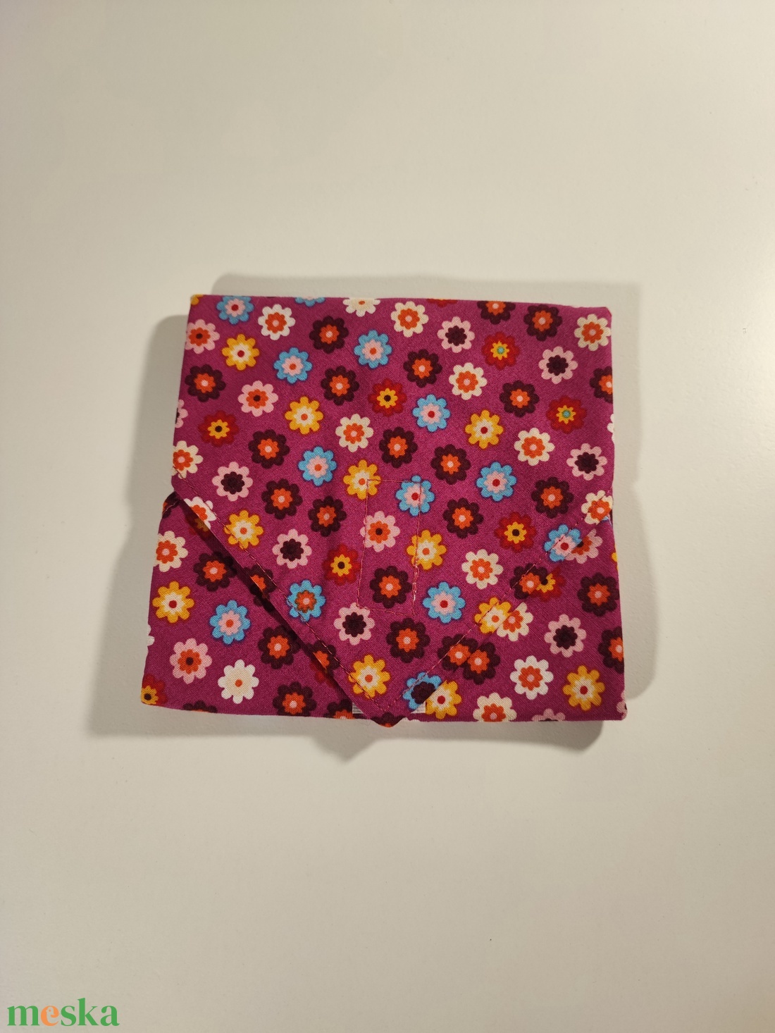 Rózsaszín virágos mintás újraszalvéta - szendvicsszalvéta (28 cm-es) - táska & tok - uzsonna- & ebéd tartó - szendvics csomagoló - Meska.hu