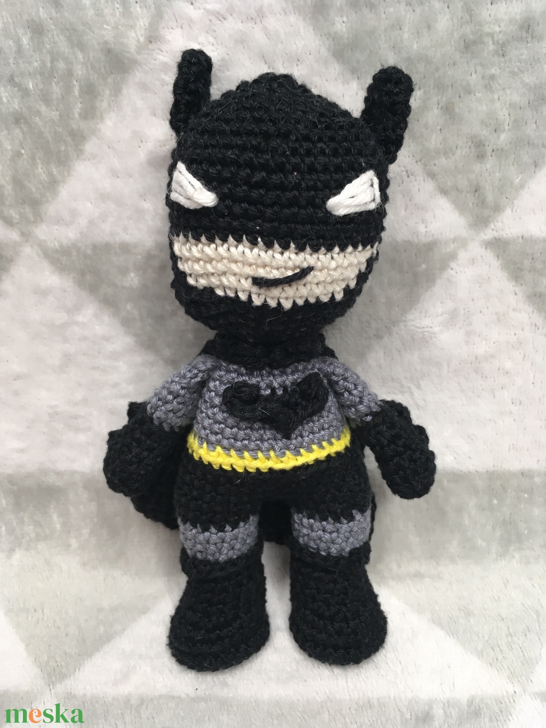 Amigurumi, horgolt szuperhős figurák, Batman/Superman - játék & sport - plüssállat & játékfigura - ember - Meska.hu