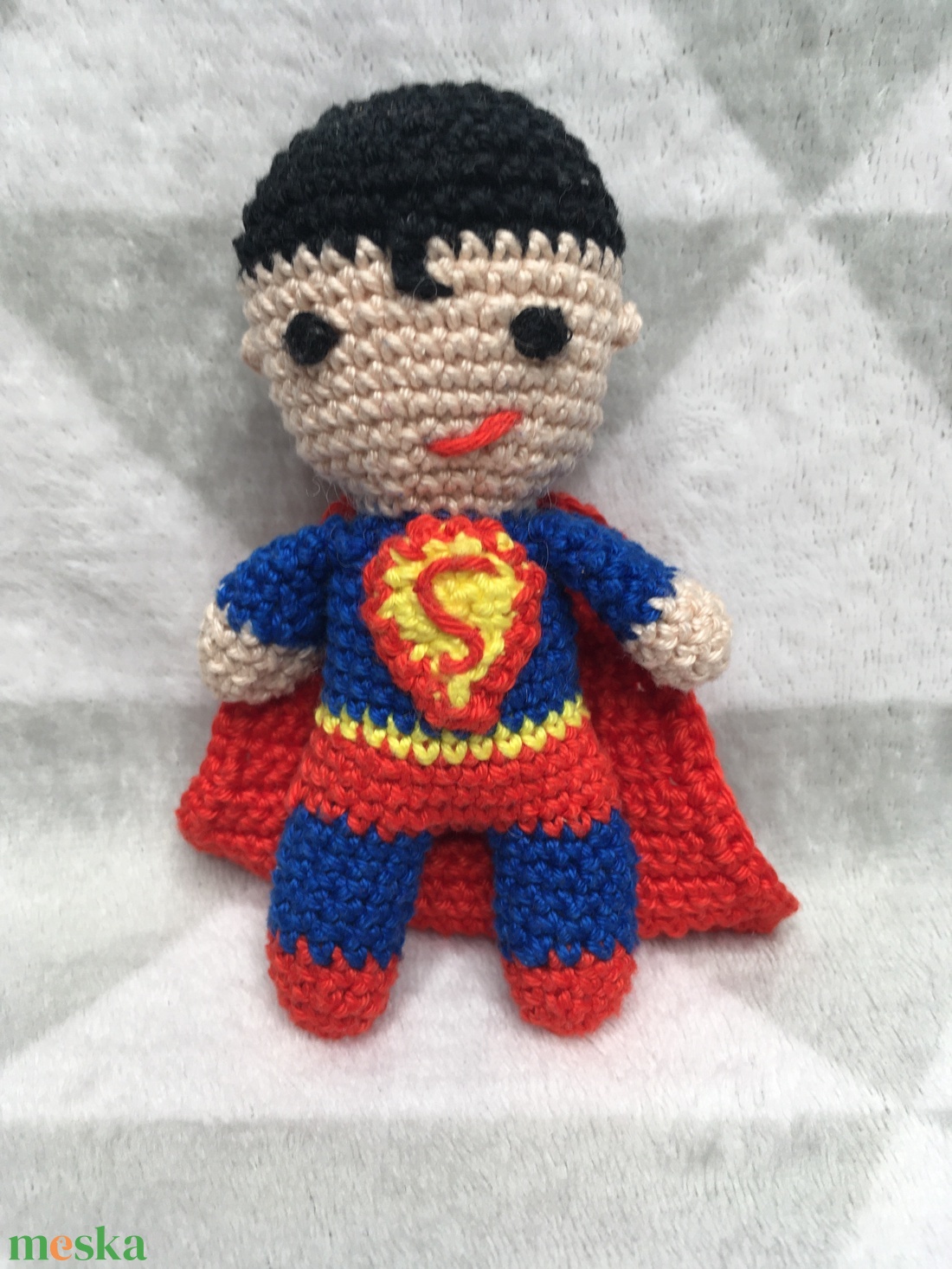 Amigurumi, horgolt szuperhős figurák, Batman/Superman - játék & sport - plüssállat & játékfigura - ember - Meska.hu