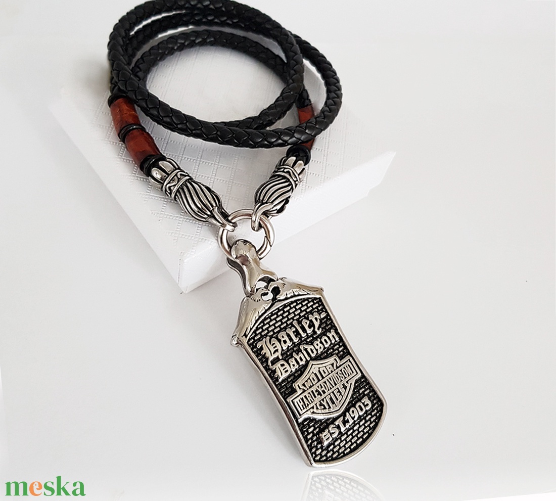 Harley bikers Est bőr nyaklánc - ékszer - nyaklánc - medálos nyaklánc - Meska.hu Harley bikers Est bőr nyaklánc - ékszer - nyaklánc - medálos nyaklánc - Meska.hu