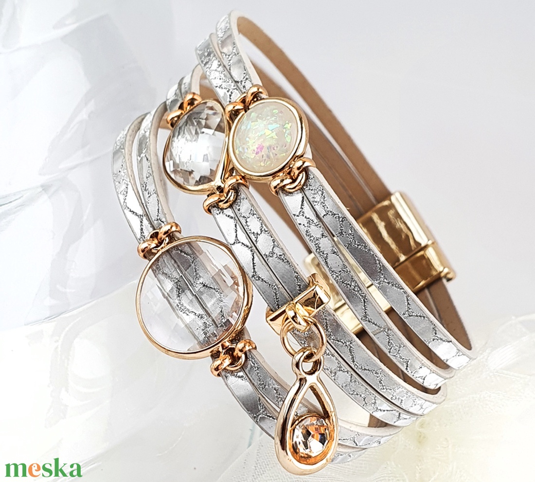 Silver luxury többszálas női bőr karkötő - ékszer - karkötő - széles karkötő - Meska.hu Silver luxury többszálas női bőr karkötő - ékszer - karkötő - széles karkötő - Meska.hu
