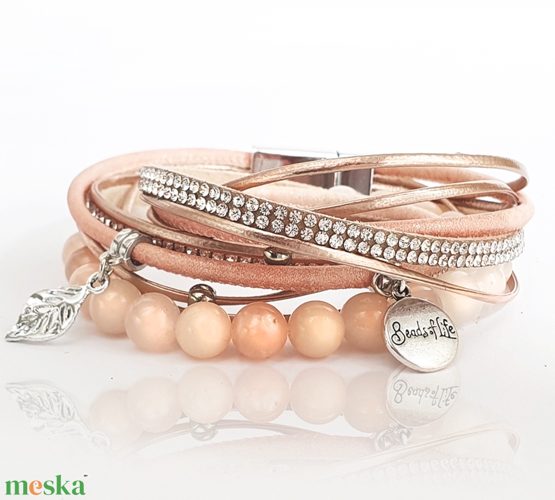 Beige többszálas bőr-aventurin karkötő - ékszer - karkötő - karkötő medállal - Meska.hu Beige többszálas bőr-aventurin karkötő - ékszer - karkötő - karkötő medállal - Meska.hu