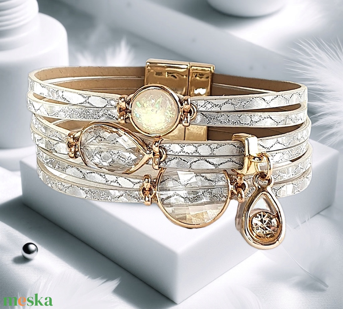 Silver luxury többszálas női bőr karkötő - ékszer - karkötő - széles karkötő - Meska.hu Silver luxury többszálas női bőr karkötő - ékszer - karkötő - széles karkötő - Meska.hu