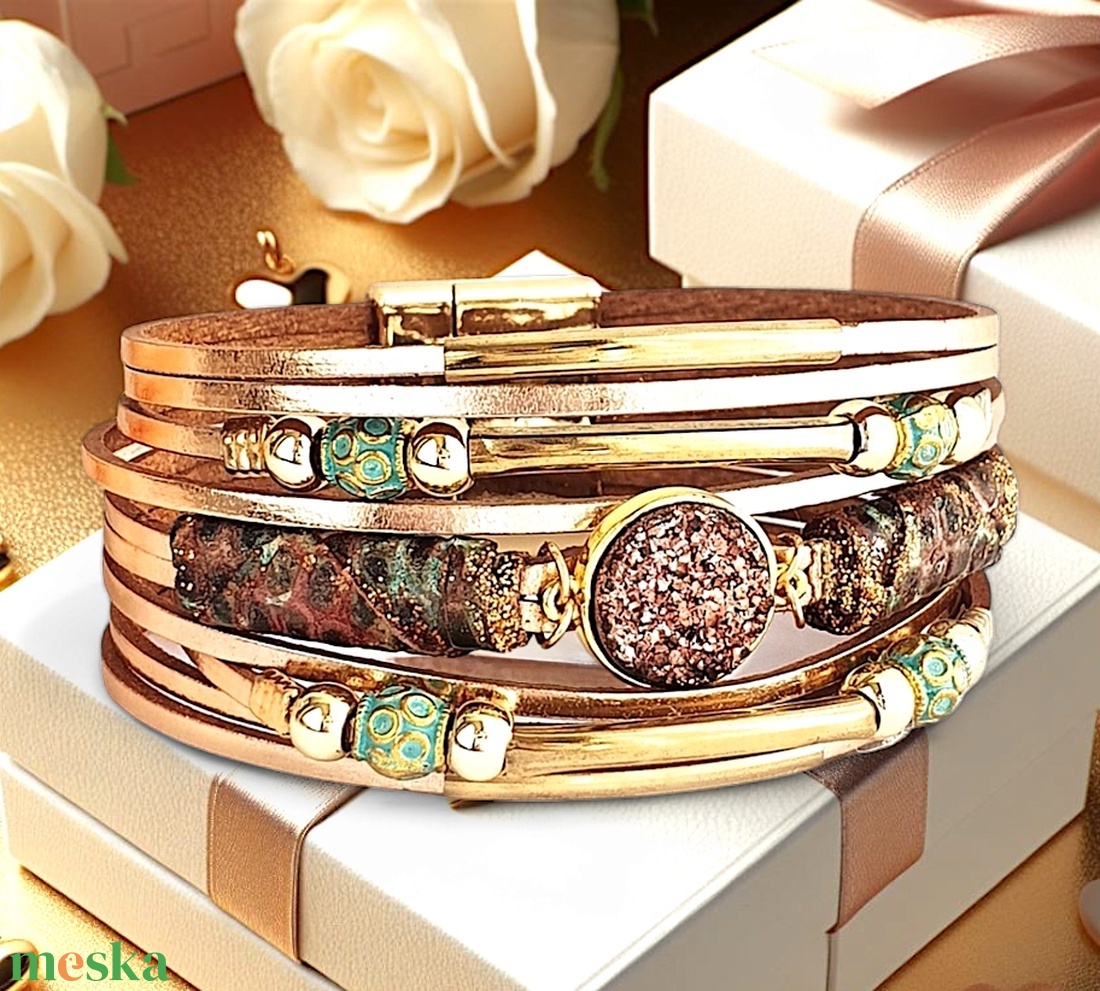 Rosegold zöldgyöngyös többszálas karkötő női bőr karkötő - ékszer - karkötő - széles karkötő - Meska.hu Rosegold zöldgyöngyös többszálas karkötő női bőr karkötő - ékszer - karkötő - széles karkötő - Meska.hu