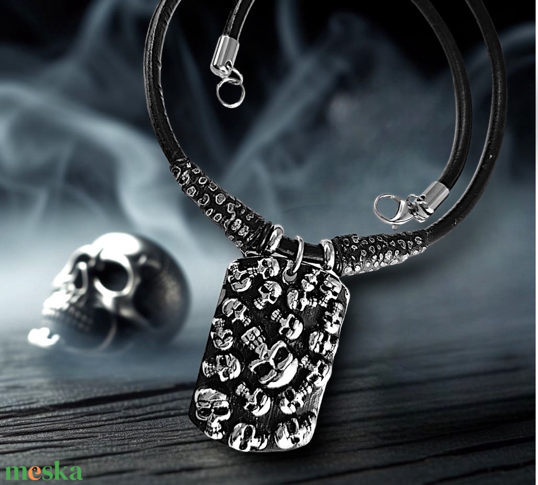 Árnyéklelkek - apró skullfejes bőrnyaklánc - ékszer - nyaklánc - medálos nyaklánc - Meska.hu Árnyéklelkek - apró skullfejes bőrnyaklánc - ékszer - nyaklánc - medálos nyaklánc - Meska.hu