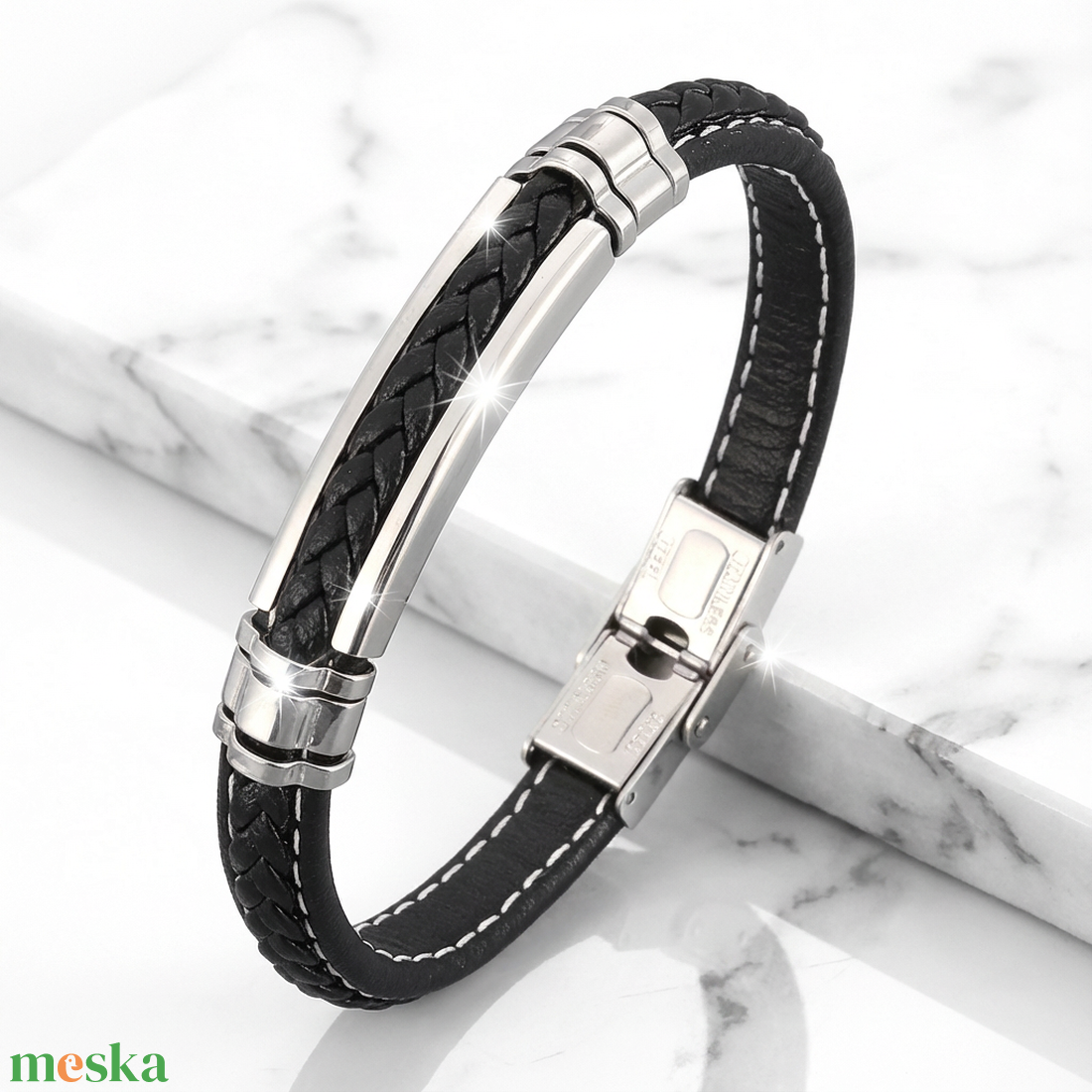 Prime Black � Fonott bőr karkötő nemesacél díszítéssel - ékszer - karkötő - fonott karkötő - Meska.hu