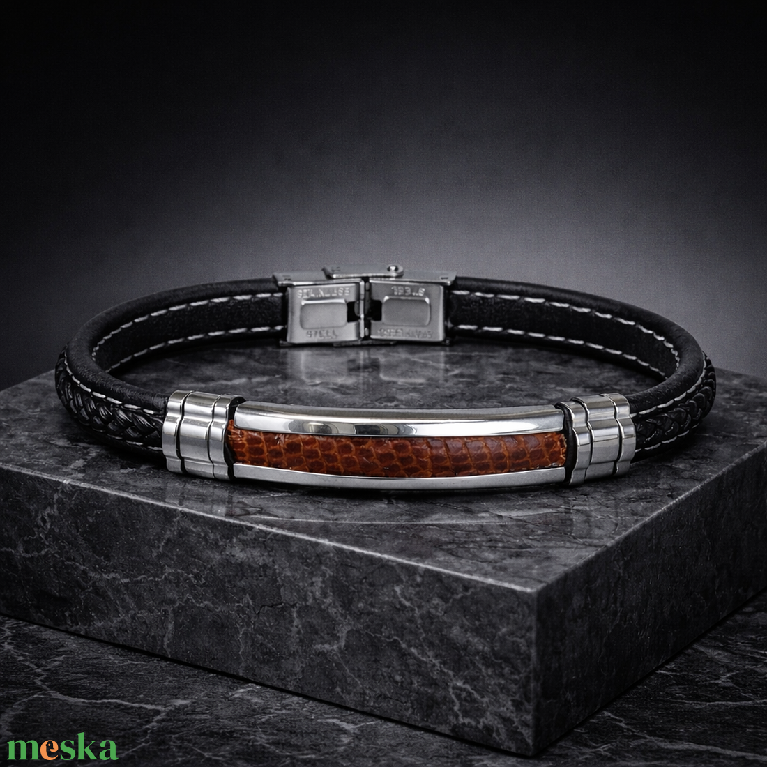 Prime Native � Marhabőr betétes acél karkötő - ékszer - karkötő - fonott karkötő - Meska.hu