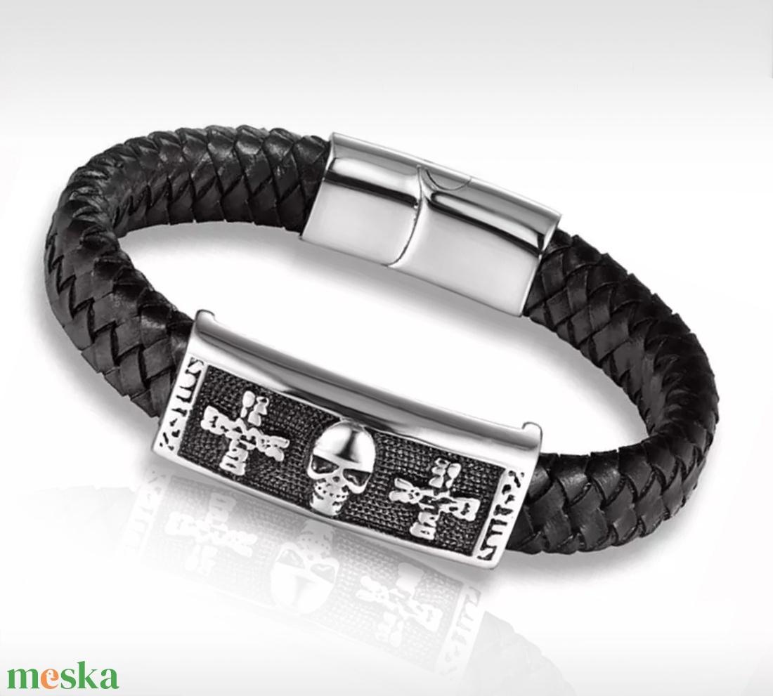 Koponyás karkötő kereszttel - ékszer - karkötő - karkötő medállal - Meska.hu