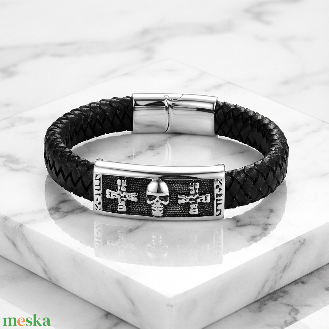 Koponyás karkötő kereszttel - ékszer - karkötő - karkötő medállal - Meska.hu