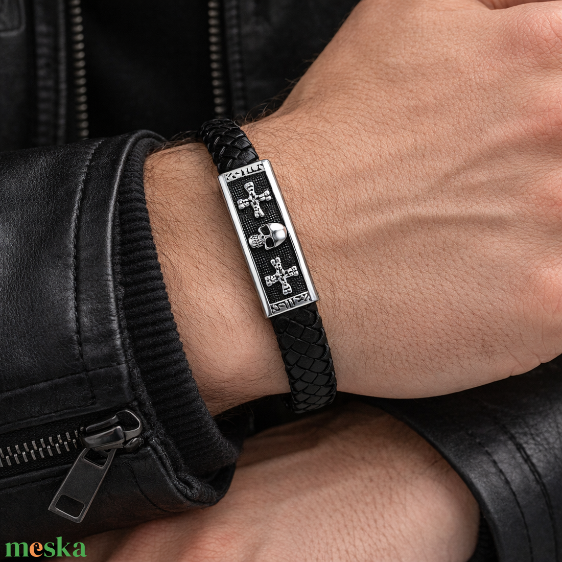 Koponyás karkötő kereszttel - ékszer - karkötő - karkötő medállal - Meska.hu