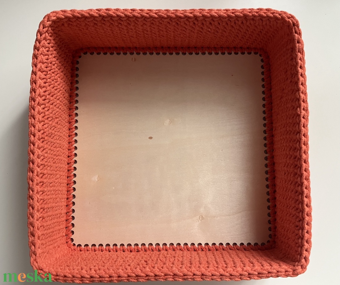 Kosár négyzet alakú fa alapú - otthon & életmód - dekoráció - asztal és polc dekoráció - dekorációs tál, tartó - Meska.hu