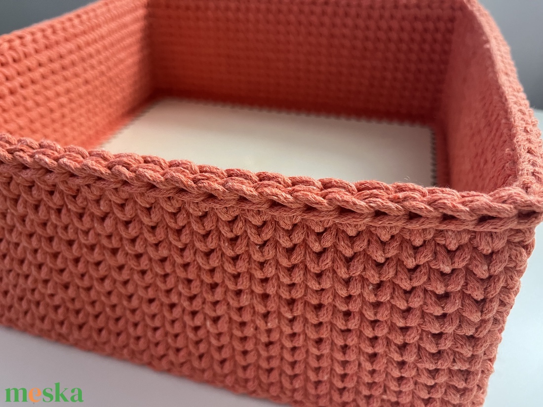 Kosár négyzet alakú fa alapú - otthon & életmód - dekoráció - asztal és polc dekoráció - dekorációs tál, tartó - Meska.hu