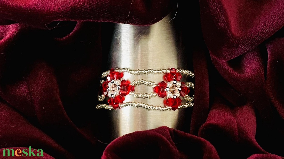 Derilla karkötő: 4 kód. - ékszer - karkötő - gyöngyös karkötő - Meska.hu