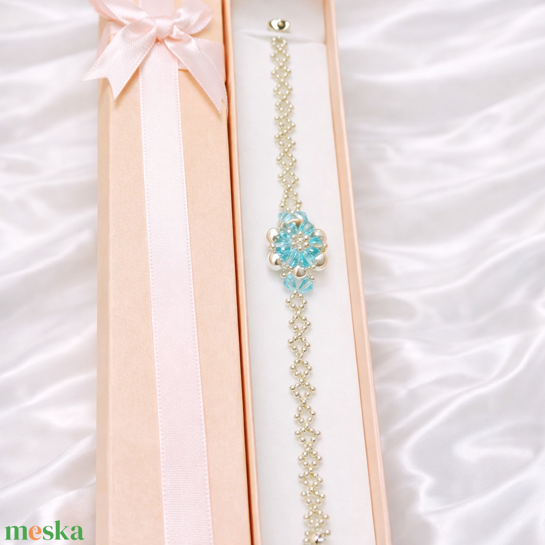 Jégvirág  - ékszer - karkötő - gyöngyös karkötő - Meska.hu